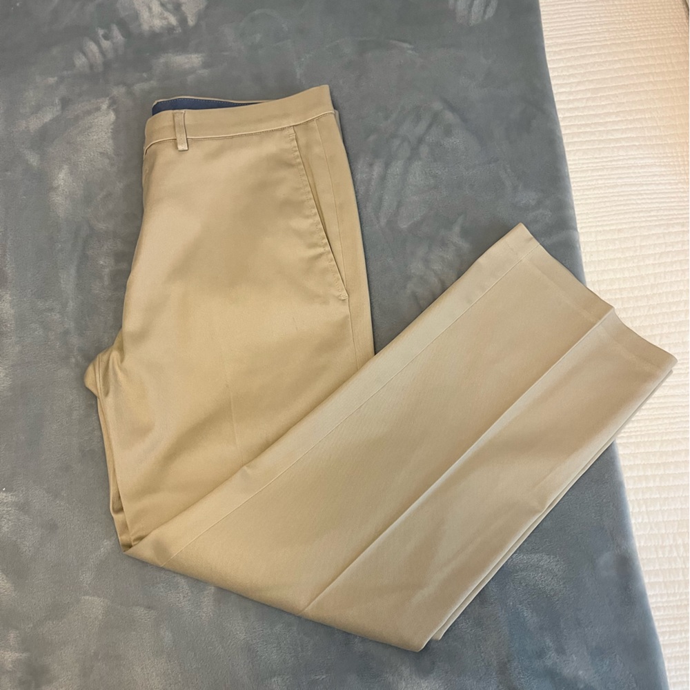 Haggar straight fit no iron khaki pants 34X30